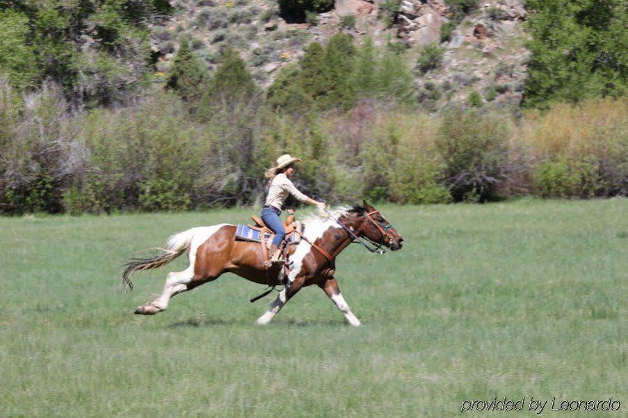 The Lodge & Spa At Brush Creek Ranch Saratoga Exteriér fotografie